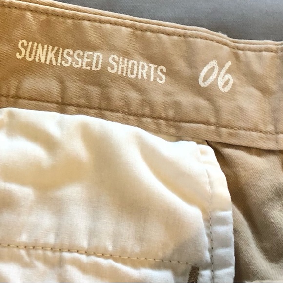 Khakis By GAP Sunkissed Shorts Size 6 - Picture 3 of 6